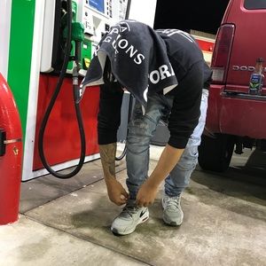 Meet your Posher, Zion